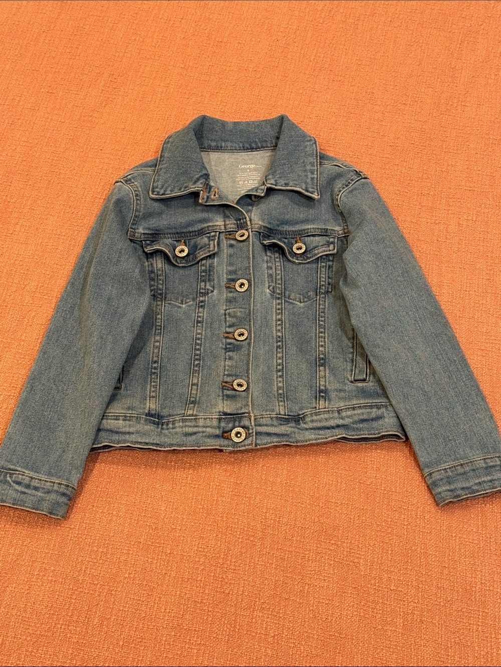 Size 8 years Light Blue Kids Denim Jacket with pockets